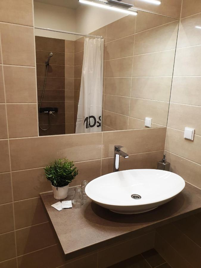 Mediterran Villa Kecskemet Ngoại thất bức ảnh